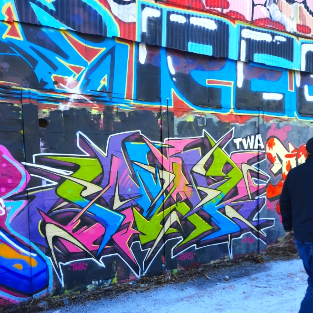 Meet your Posher, Yvette